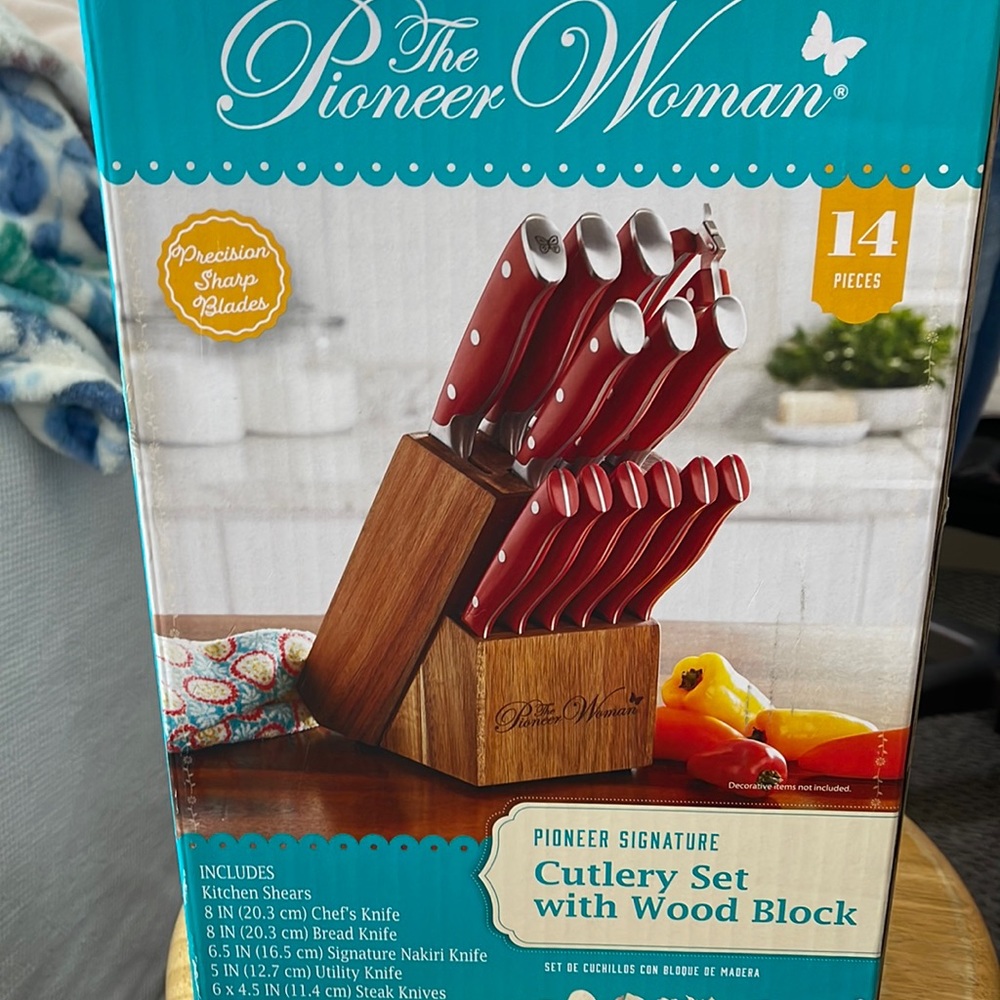 Pioneer Woman Signature Cutlery Set with Wood Block 14pc